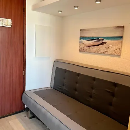 Studio-cabine Sur Le Port De Avec Vue Mer, Résidence Le Galienni Appartement *